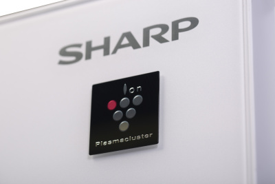 Холодильник Sharp SJGX98PWH