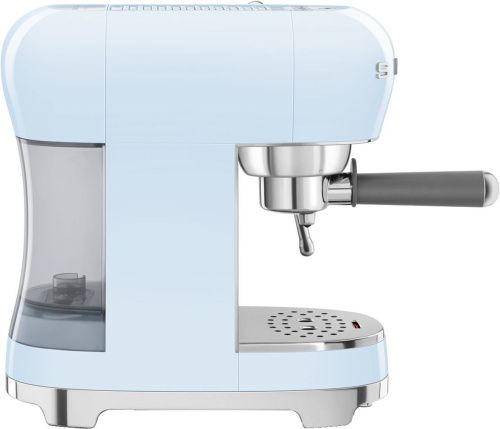 Кофемашина-эспрессо Smeg ECF02PBEU
